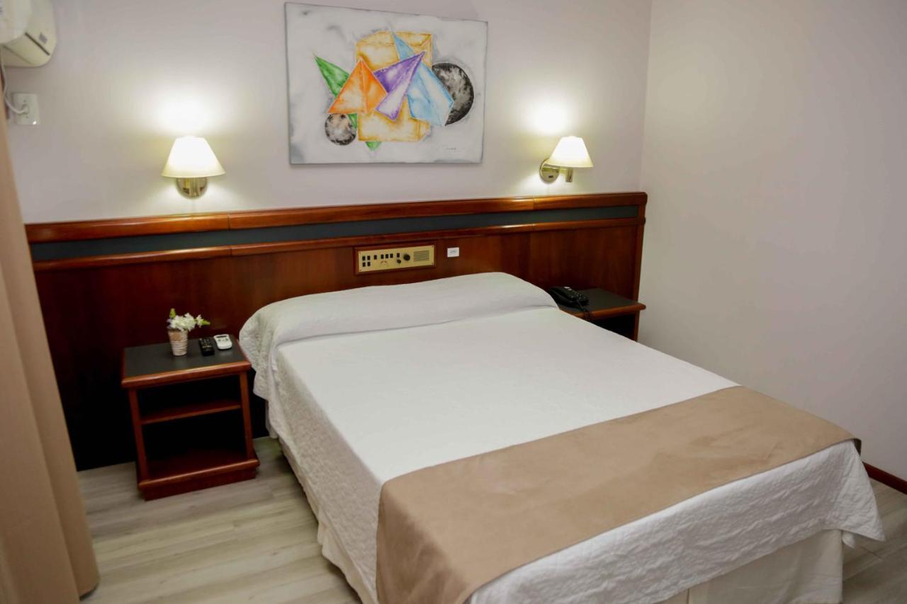 Susin Hotel 马夫拉 外观 照片